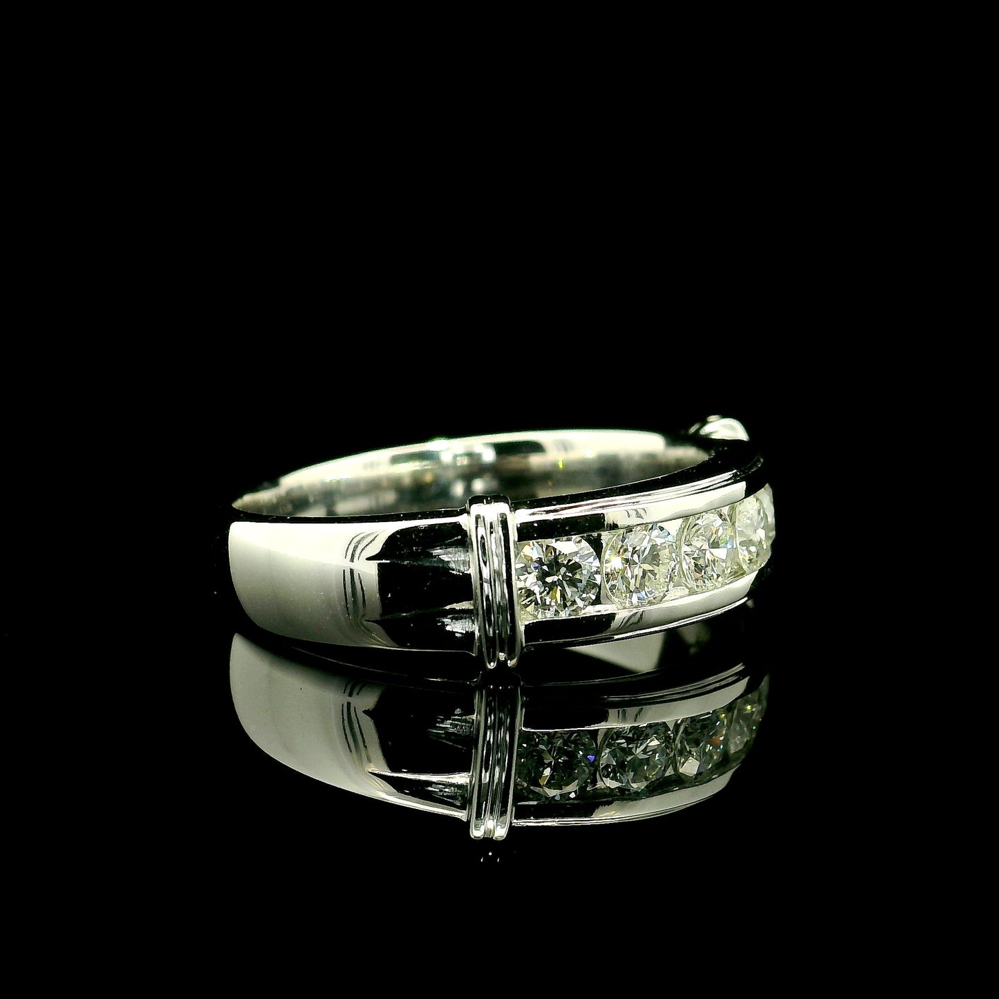 .85CT Round Brilliant Cut Lab Grown CVD Diamond DEF VVS Men's Ring 14k White Gold