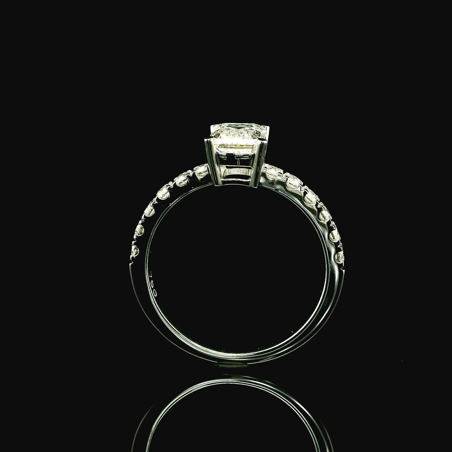 1.5CT Emerald Cut Lab Grown CVD Diamond EF VVS2 IGI Certified Women Ring 18k White Gold